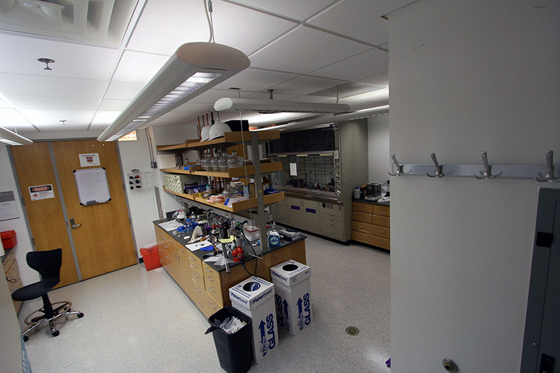 Wet lab and Prep Lab